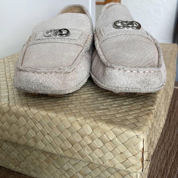 Cole Haan Shelby Logo II Beige Suede Driver Loafer 7.5 US - Picture 7 of 13